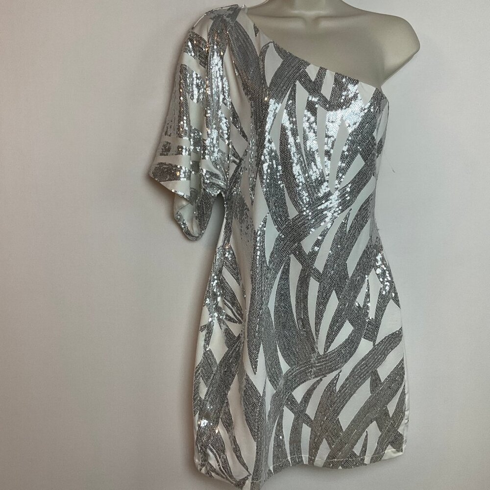 Event cocktail dress silver white *FREE SHIPPING* Sz 11/12 may fit 9 Prom Dance